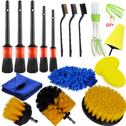 Kit Pulizia Auto Completo Professionale (fino 18 pz)